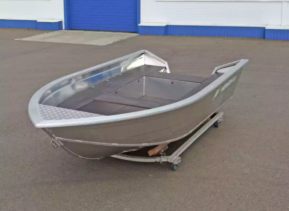 Алюминиевая лодка  Неман-420 в Нижнекамске