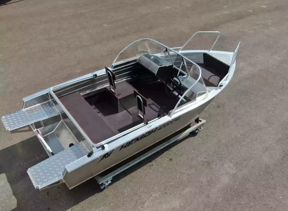 Алюминиевая лодка  Неман-400 DCM NEW в Нижнекамске