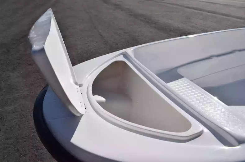 Стеклопластиковая лодка Пингвин (тримаран) в Нижнекамске