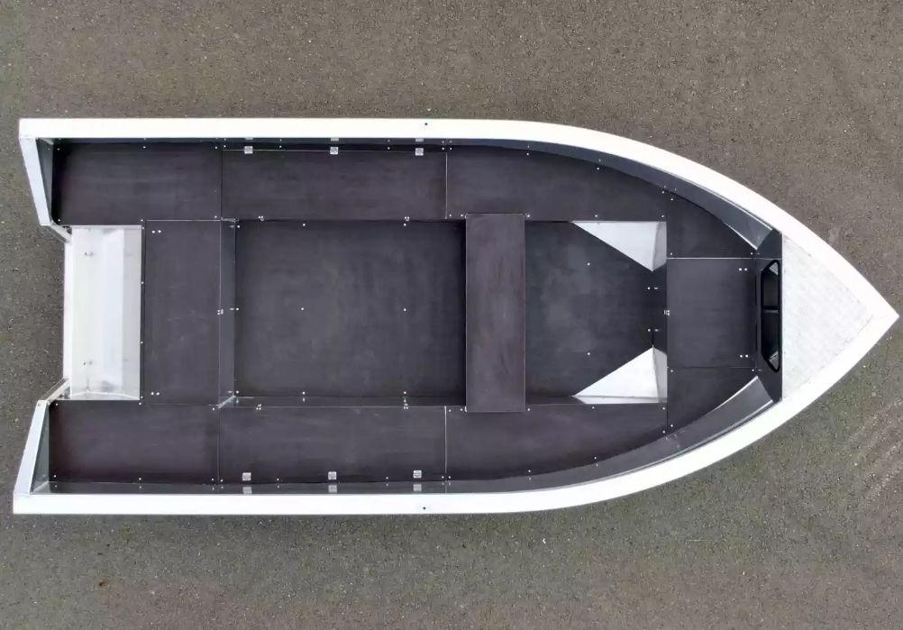 Алюминиевая лодка  Неман-420 в Нижнекамске