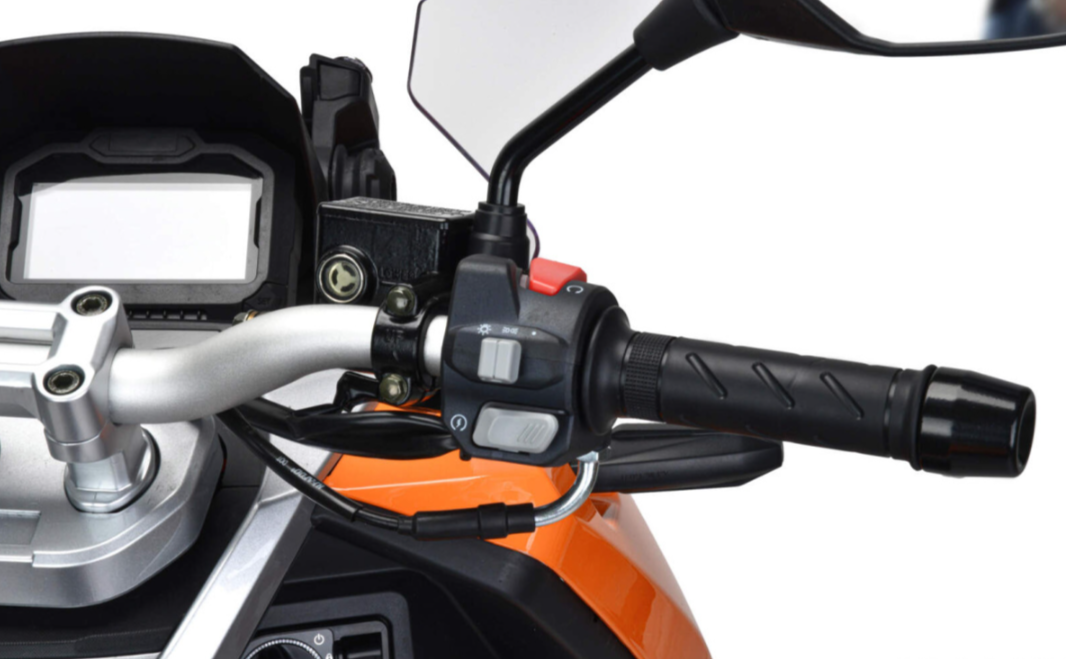 Скутер MOTOLAND (МОТОЛЕНД) T-MAX 150 в Нижнекамске