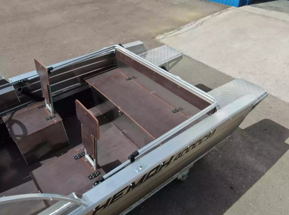 Алюминиевая лодка  Неман-400 DCM NEW в Нижнекамске