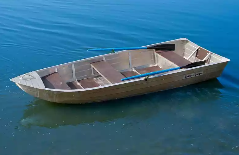 Алюминиевая лодка Вятка-Профи 37 в Нижнекамске