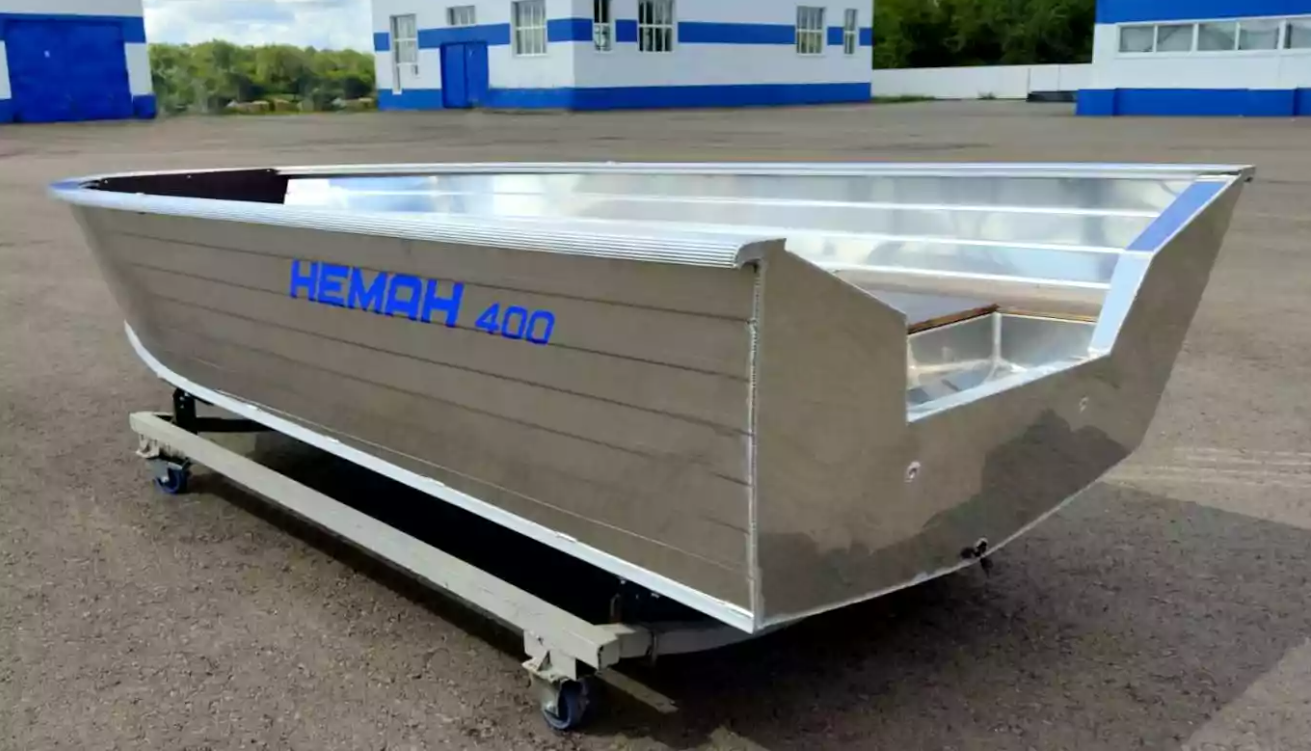 Алюминиевая лодка Неман-400 в Нижнекамске