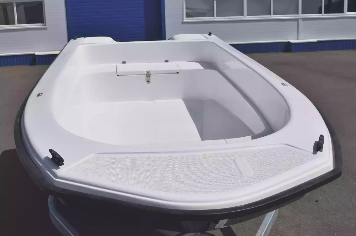 Стеклопластиковая лодка Wyatboat 430 тримаран в Нижнекамске