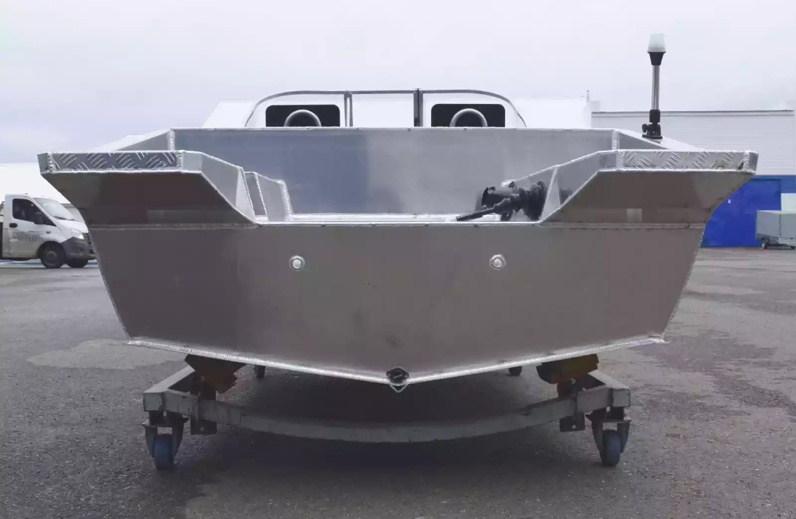 Алюминиевая лодка  Neman-400 PRO в Нижнекамске