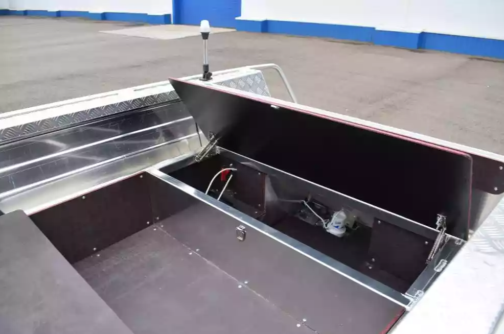 Алюминиевая лодка Wyatboat-390 DCM Увеличенный борт в Нижнекамске