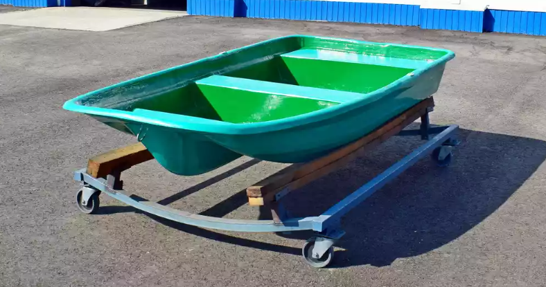 Стеклопластиковая лодка Старт (тримаран) в Нижнекамске