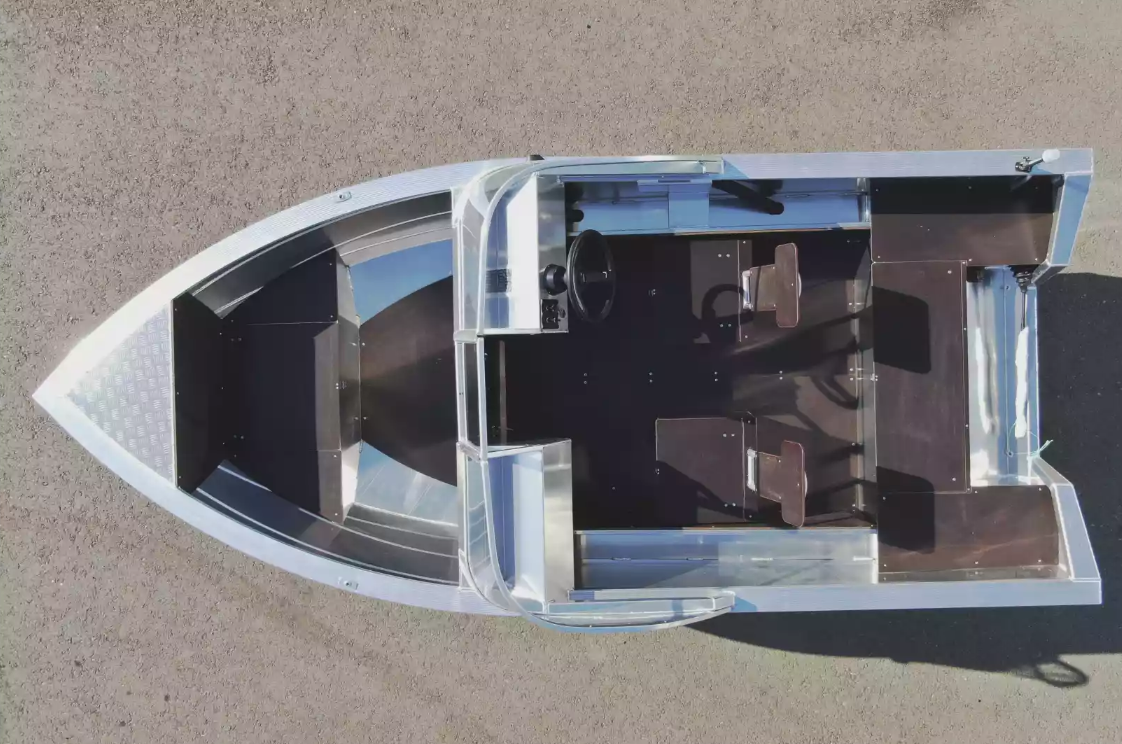 Алюминиевая лодка  Неман-400 DCM в Нижнекамске