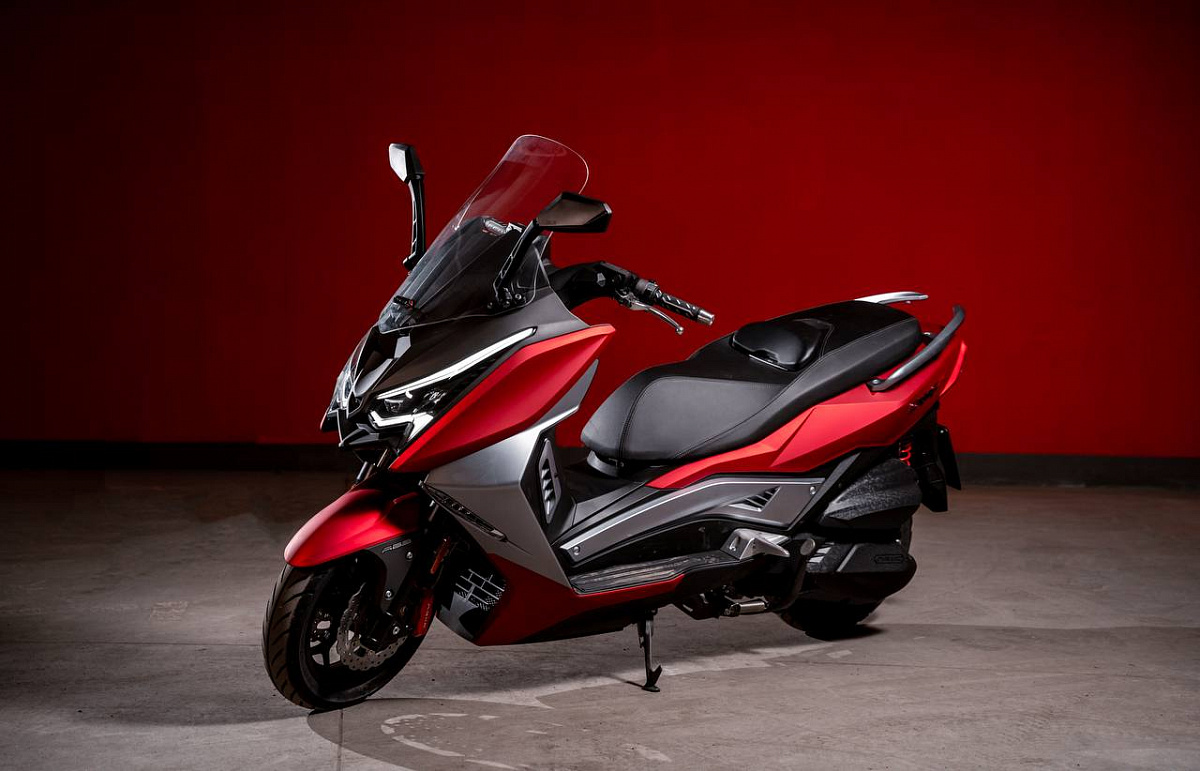 МАКСИСКУТЕР ARIIC 318 в Нижнекамске