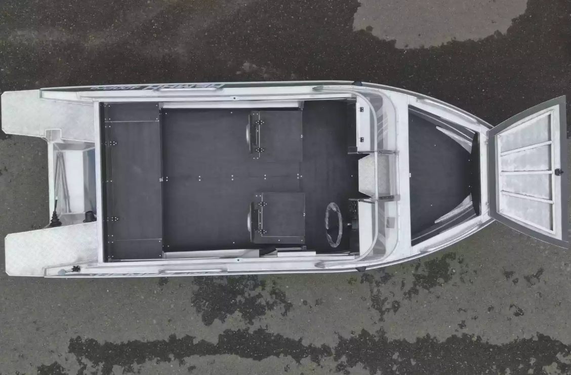 Алюминиевая лодка  Neman-400 PRO в Нижнекамске