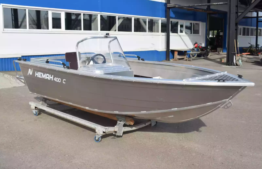 Алюминиевая лодка Неман-400 С в Нижнекамске