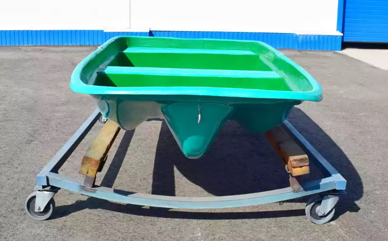 Стеклопластиковая лодка Старт (тримаран) в Нижнекамске