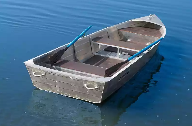 Алюминиевая лодка Вятка-Профи 32 в Нижнекамске