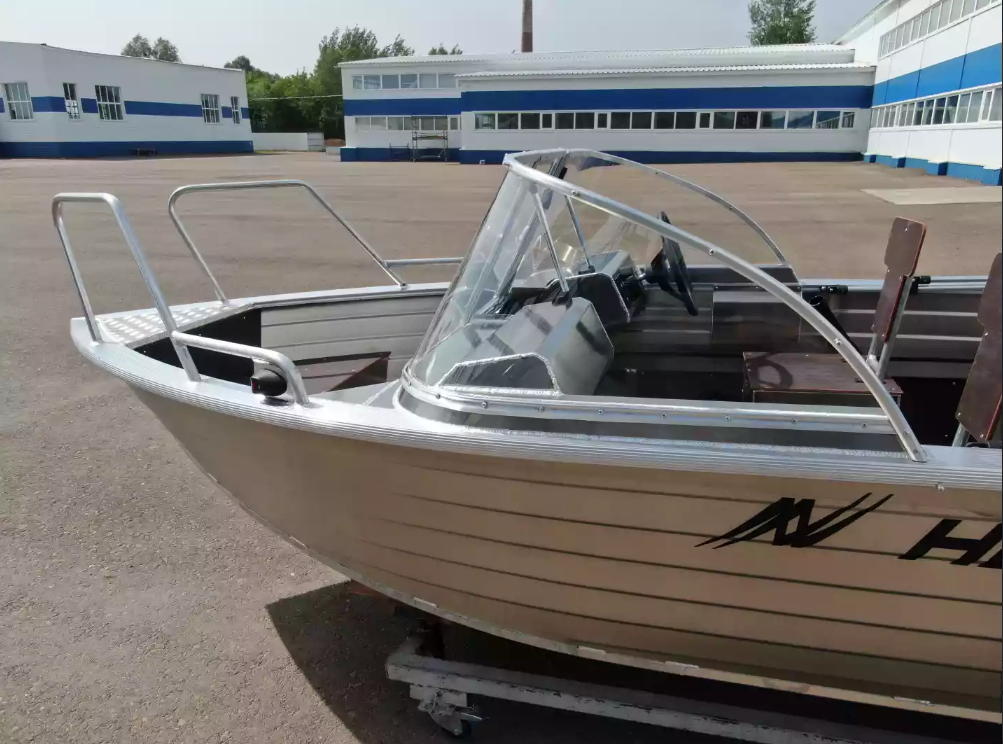 Алюминиевая лодка  Неман-400 DCM NEW в Нижнекамске