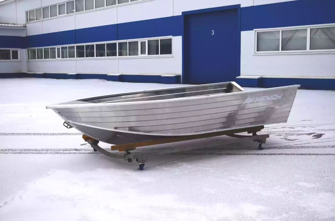 Алюминиевая лодка Неман-400 в Нижнекамске