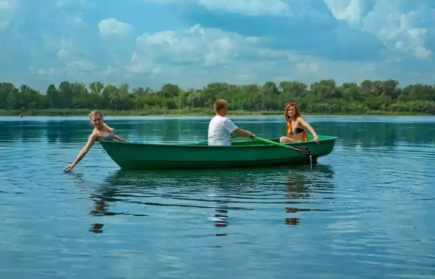 Стеклопластиковая Лодка Голавль в Нижнекамске