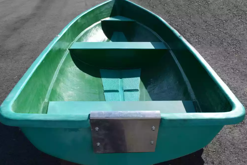 Стеклопластиковая Лодка Голавль в Нижнекамске