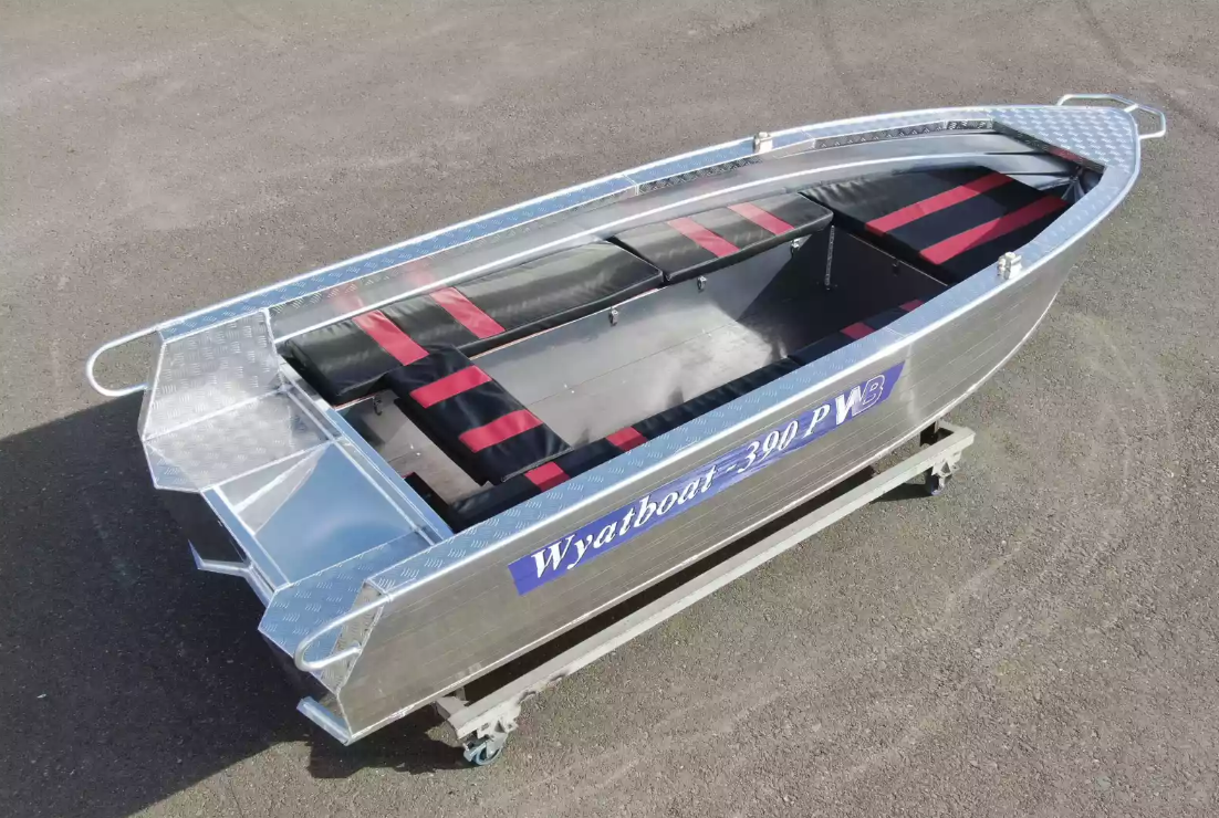Алюминиевая лодка Wyatboat-390РМ увеличенный борт в Нижнекамске
