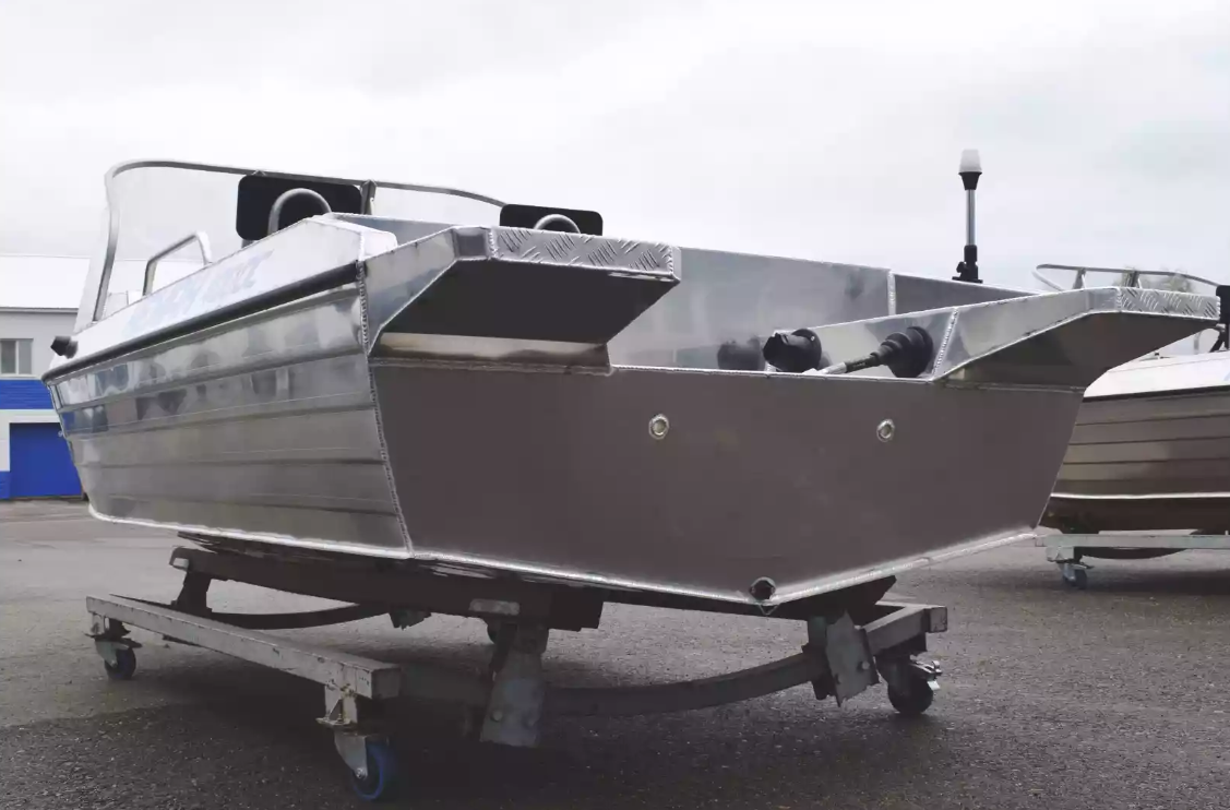 Алюминиевая лодка  Neman-400 DC в Нижнекамске