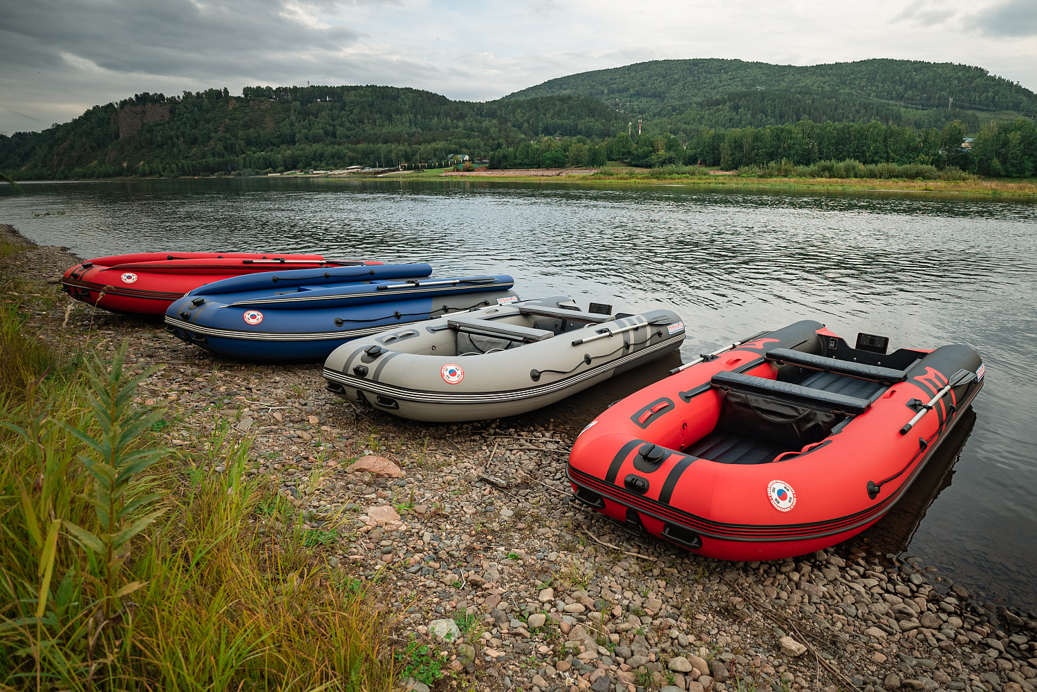 Лодка MISHIMO RIVER FJET PRO 430  под водомет в Нижнекамске