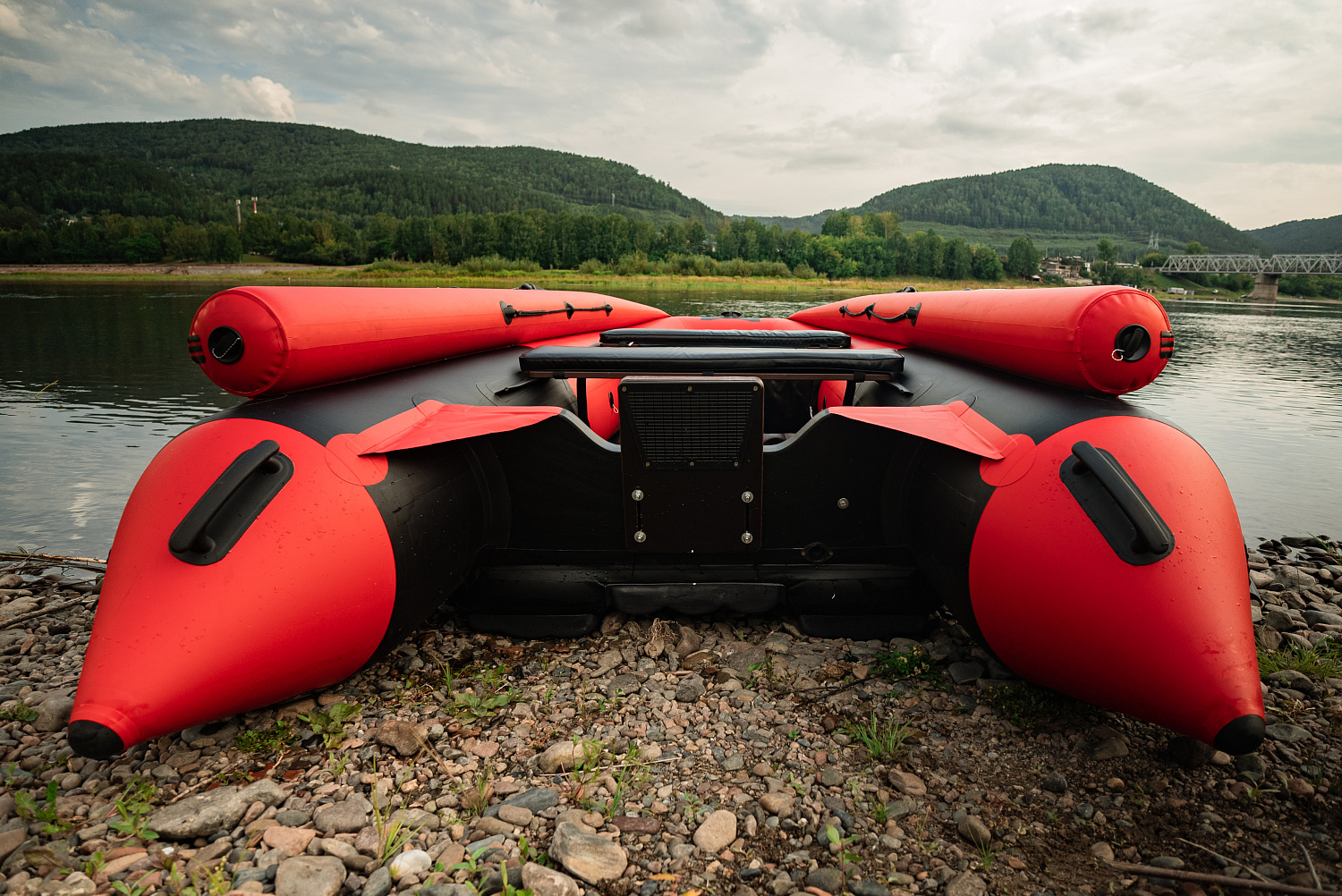 Лодка MISHIMO RIVER FJET PRO 430  под водомет в Нижнекамске