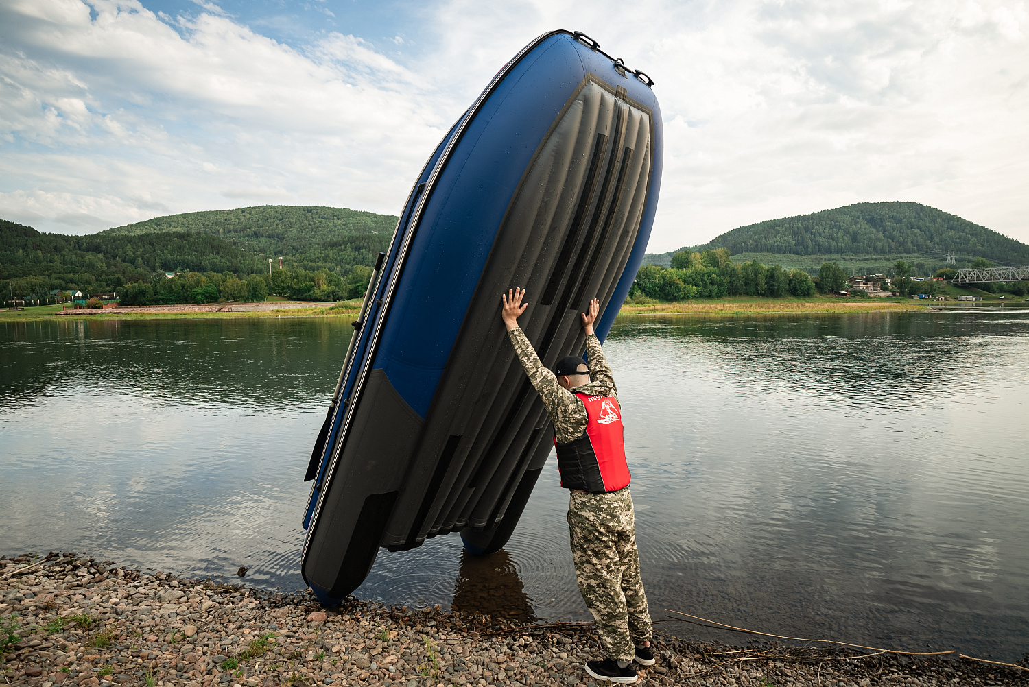 Лодка MISHIMO RIVER FJET PRO 430  под водомет в Нижнекамске