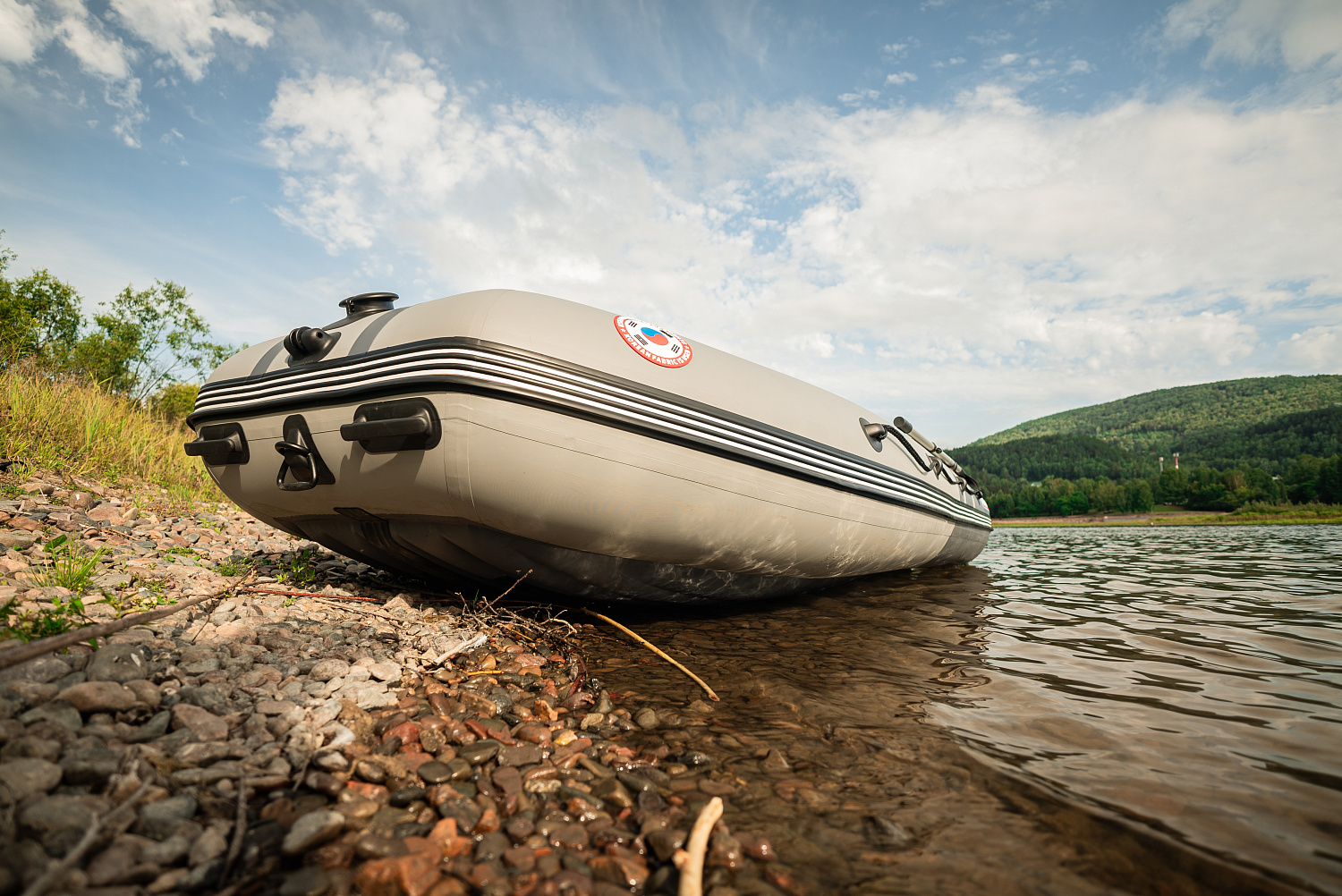 Лодка MISHIMO RIVER JET 390 под водомет в Нижнекамске