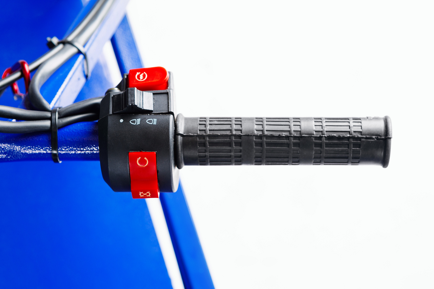 МОТОБУКСИРОВЩИК SNOW DOG 15 л.с. в Нижнекамске