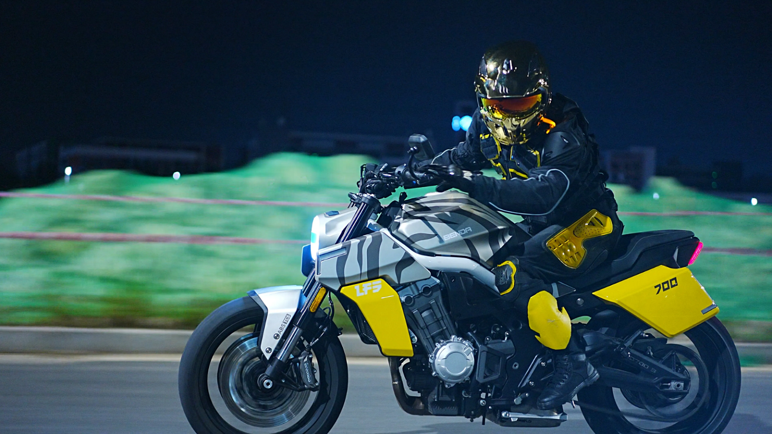 Мотоцикл Benda LFS 700 в Нижнекамске